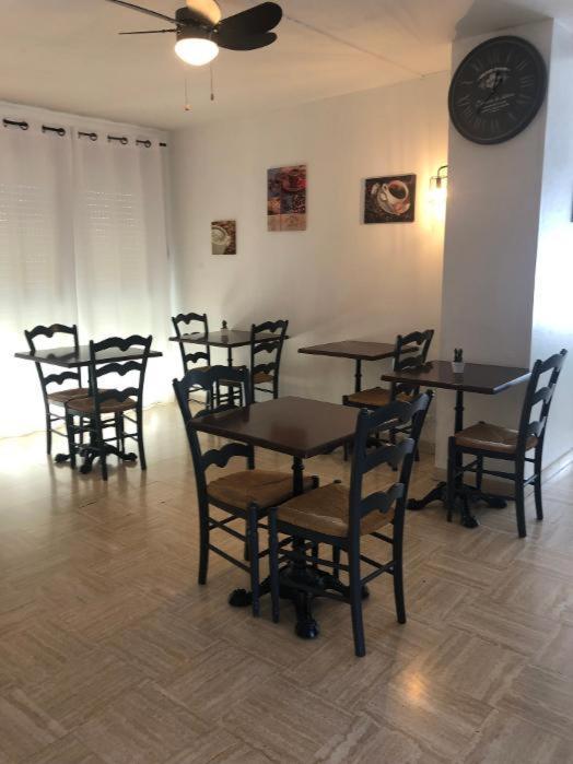 Le Relais Hotel